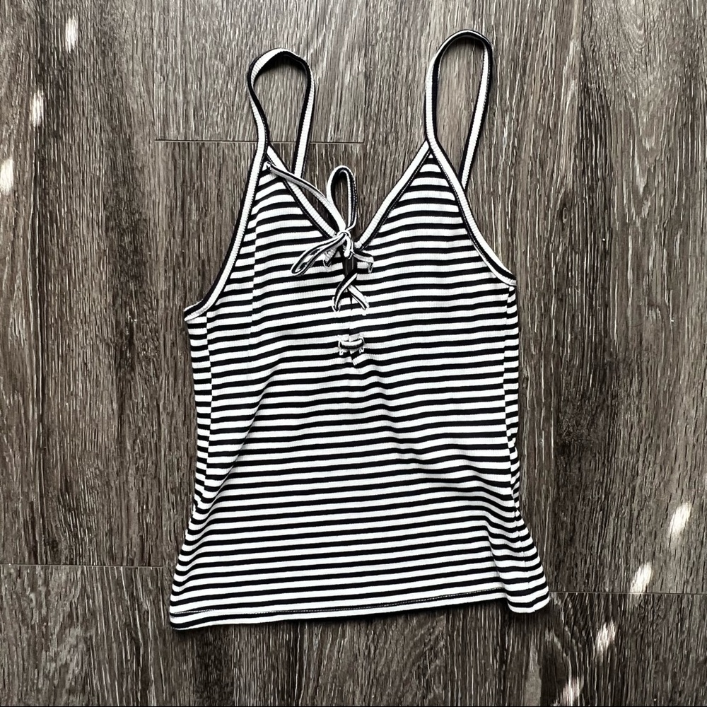 TOPSHOP Stripe Black White Tank Top Crop Top Sleeveless String Size 4